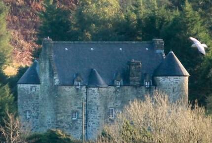 Kilmartin Castle | A 16th-Century Scottish Retreat - Kilmartin, United Kingdom