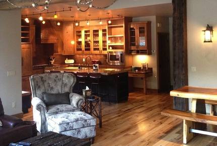 Moose Jaw Mountain Home