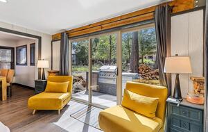 Stylish Pines Getaway with Hot Tub & Game Room - Flagstaff, Arizona