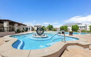 Luxurious Oasis with Pool and Mountain Views - Hurricane, Utah