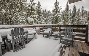 Alpine Elegance | Ski-In/Ski-Out with Private Hot Tub - Big Sky, Montana