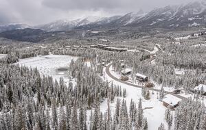 Alpine Elegance | Ski-In/Ski-Out with Private Hot Tub - Big Sky, Montana