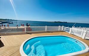 A Bayfront Sanctuary in Ortley Beach / Lavallette - Seaside Heights, New Jersey