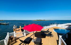 A Bayfront Sanctuary in Ortley Beach / Lavallette - Seaside Heights, New Jersey