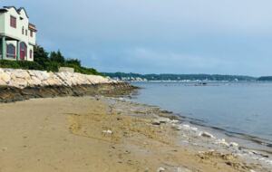 Cape Cod Comfort | Walk to the Beach - Monument Beach, Massachusetts