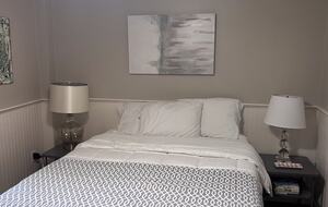 Cape Cod Comfort | Walk to the Beach - Monument Beach, Massachusetts