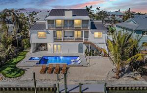 Waterfront Elegance on Anna Maria Island - Anna Maria, Florida