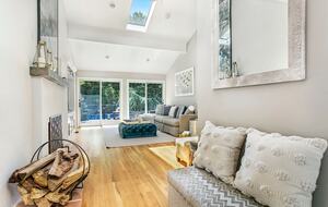 A Secluded Hamptons Escape Between Sag Harbor & Bridgehampton - Sag Harbor, New York