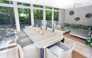 A Secluded Hamptons Escape Between Sag Harbor & Bridgehampton - Sag Harbor, New York