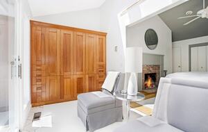 A Secluded Hamptons Escape Between Sag Harbor & Bridgehampton - Sag Harbor, New York