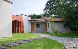 Artful Elegance in Morelos - Yautepec, Mexico
