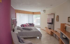 Artful Elegance in Morelos - Yautepec, Mexico