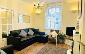 Modern Coastal Living Steps from Filey Beach - Filey, United Kingdom