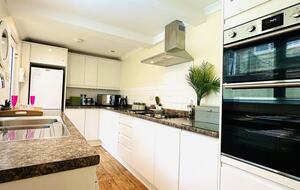 Modern Coastal Living Steps from Filey Beach - Filey, United Kingdom