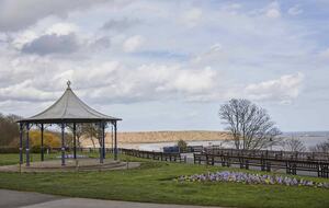 Modern Coastal Living Steps from Filey Beach - Filey, United Kingdom