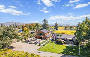 Napa Valley Escape in the Vineyards - Napa, California