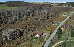 Elevated Mountain Hideaway Overlooking Holiday Valley - Ellicottville, New York
