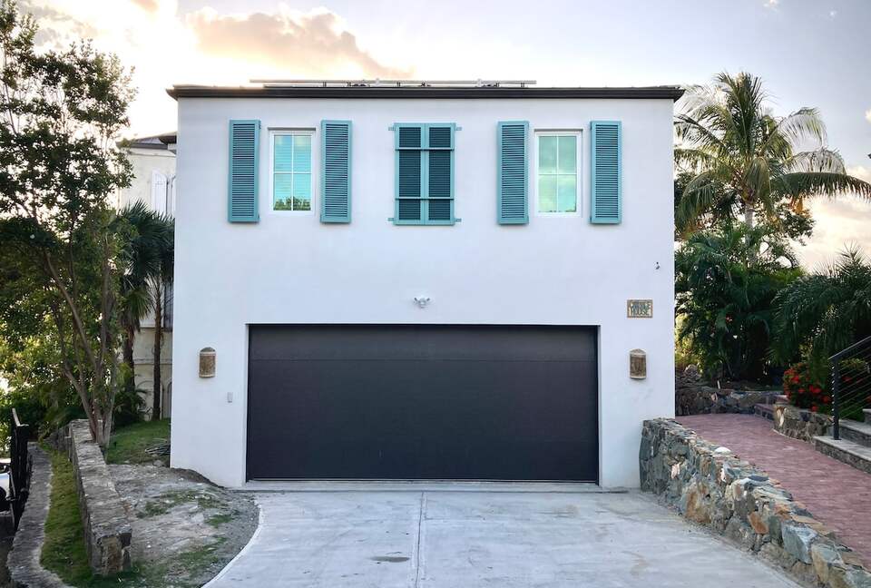 Elevated Island Carriage House with Stunning Sunset Views - Cruz Bay, Virgin Islands, U.S.