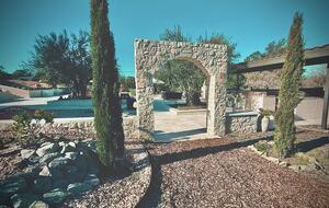 Petaluma One of a Kind Vineyard Residence - Petaluma, California