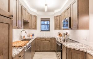 Steps from the Slopes | Victorian Elegance in the Heart of Telluride - Telluride, Colorado