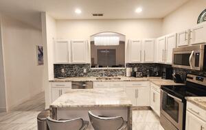 Upscale Davenport Oasis | Minutes from Disney - Davenport, Florida