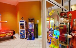 Upscale Davenport Oasis | Minutes from Disney - Davenport, Florida