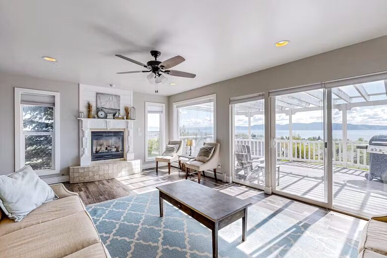 Refined Retreat Overlooking Bear Lake - Garden City, Utah