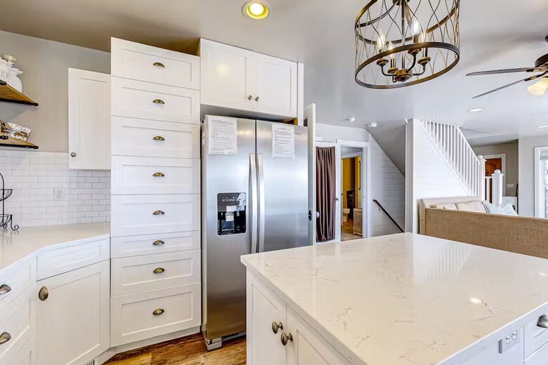 Refined Retreat Overlooking Bear Lake - Garden City, Utah