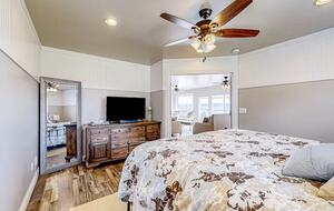 Refined Retreat Overlooking Bear Lake - Garden City, Utah