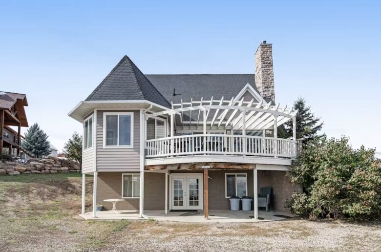 Refined Retreat Overlooking Bear Lake - Garden City, Utah