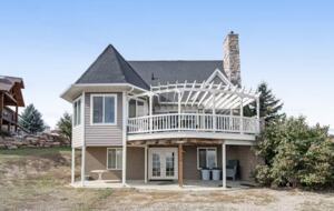 Refined Retreat Overlooking Bear Lake - Garden City, Utah