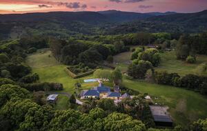 Serene Federal Villa with Expansive Outdoor Living - Goonengerry, Australia