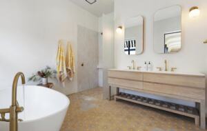 Serene Federal Villa with Expansive Outdoor Living - Goonengerry, Australia