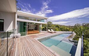 Modern Hinterland Sanctuary - Doonan, Australia