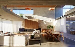 Architectural Brilliance Overlooking the Swan River - Perth, Australia