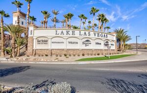 Stylish Lake Las Vegas Retreat with Beautiful Vistas - Henderson, Nevada