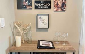 Elegant Family Home Near Berkeley & San Francisco - El Cerrito, California