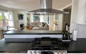 Elegant Family Home Near Berkeley & San Francisco - El Cerrito, California