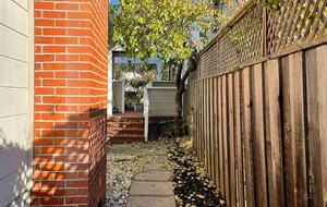 Elegant Family Home Near Berkeley & San Francisco - El Cerrito, California