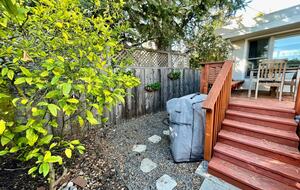 Elegant Family Home Near Berkeley & San Francisco - El Cerrito, California