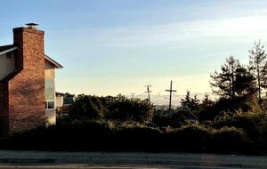 Elegant Family Home Near Berkeley & San Francisco - El Cerrito, California