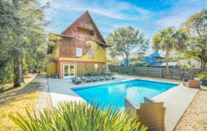 Island Escape Near Charleston - Folly Beach, South Carolina