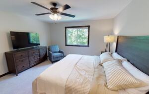 The Blue Ox on Gull with Resort Access & Private Boat Slip - Lake Shore, Minnesota