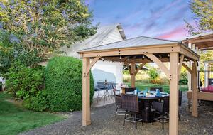 Country Charm Meets City Access in the Willamette Valley - Corvallis, Oregon