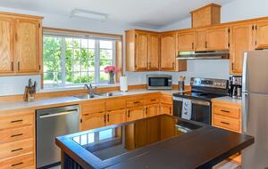 Country Charm Meets City Access in the Willamette Valley - Corvallis, Oregon