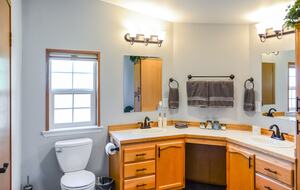 Country Charm Meets City Access in the Willamette Valley - Corvallis, Oregon