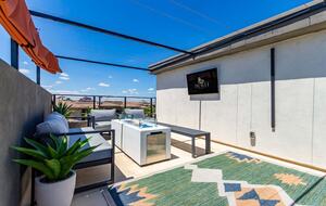 Modern Scottsdale Escape with Private Rooftop Lounge - Scottsdale, Arizona
