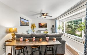 A Family-Friendly Retreat Near Denver - Littleton, Colorado