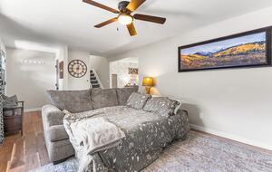 A Family-Friendly Retreat Near Denver - Littleton, Colorado