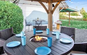 Country Charm Meets City Access in the Willamette Valley - Corvallis, Oregon